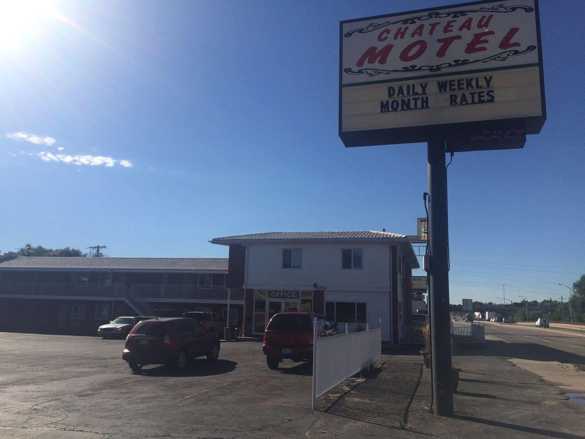 Chateau Motel Colorado Springs Exterior photo